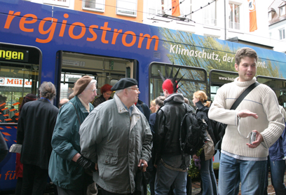 Unter Regiostrom "fahren sogar die Haare...zu Berge"