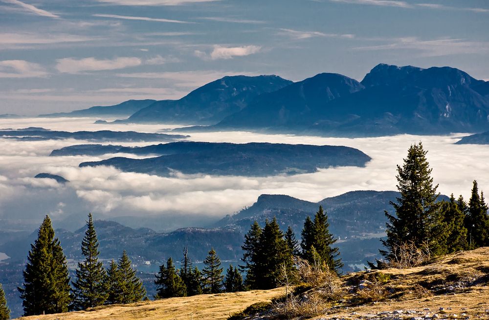 Unter uns die Wolken