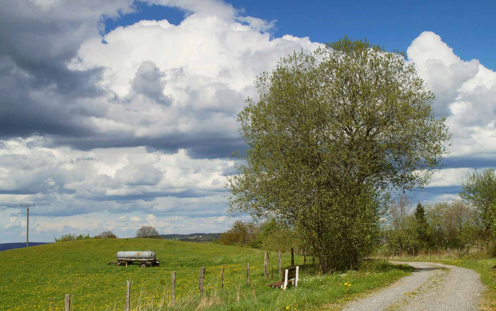 Unter Wolken...