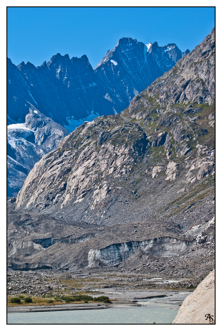 Unteraargletscher mit Hütte