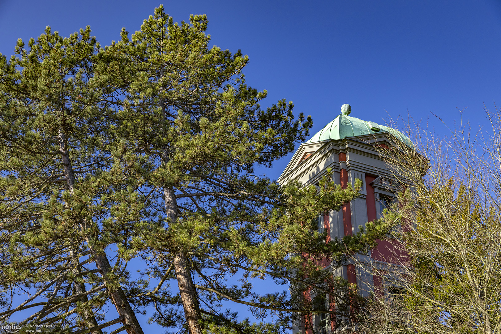 Untere St. Jakob Wasserturm verdeckt