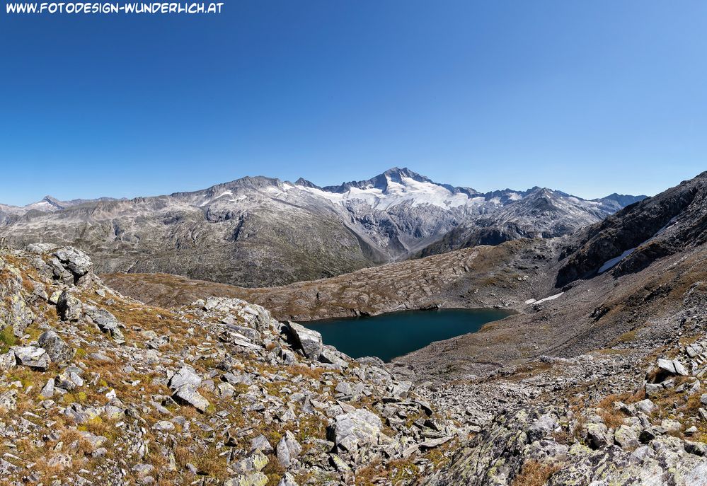 Unterer Schwarzhornsee mit Hochalmspitze