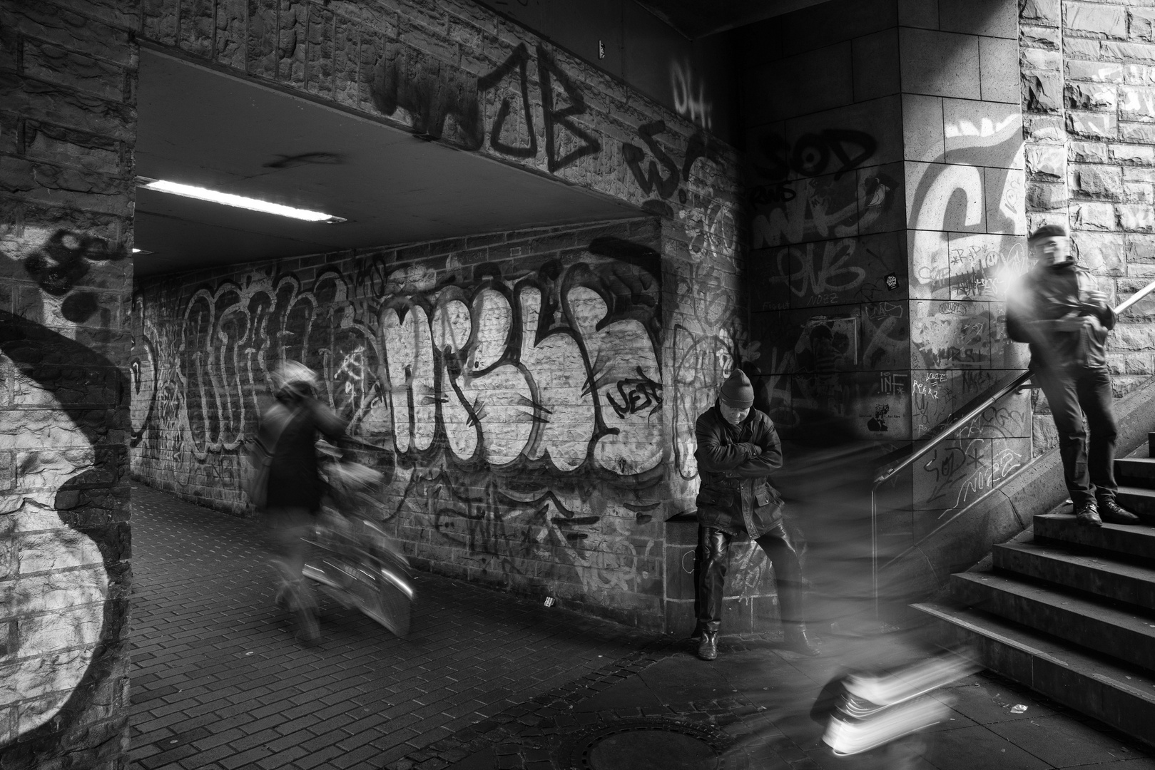  Unterführung Bahnhof Bonn 