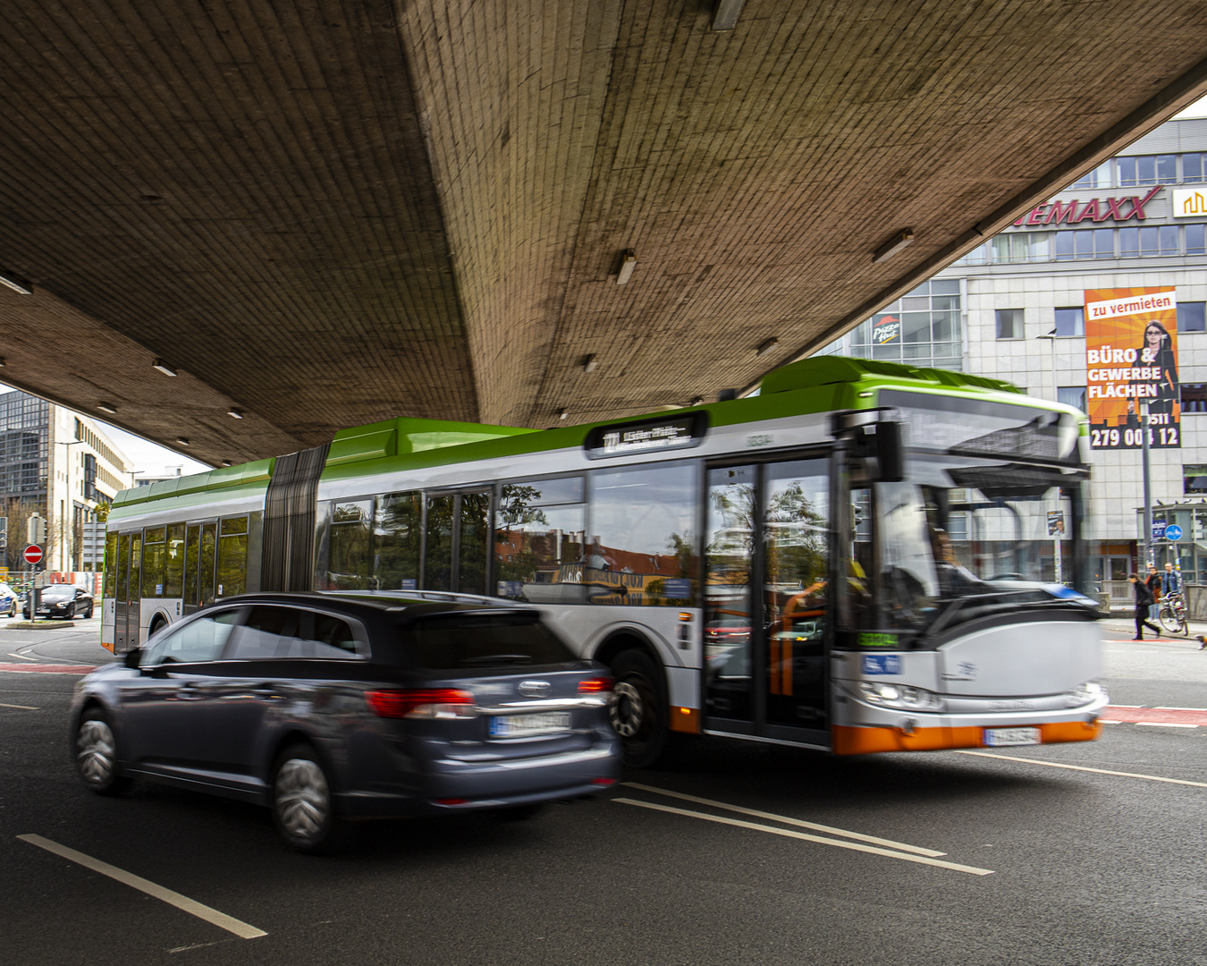 Unterführung Raschplatzhochstraße