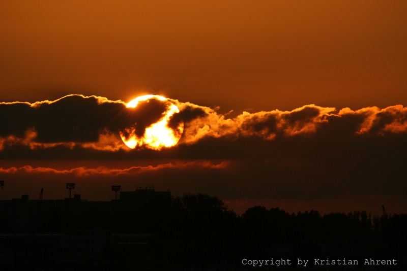 Untergang in Wolken