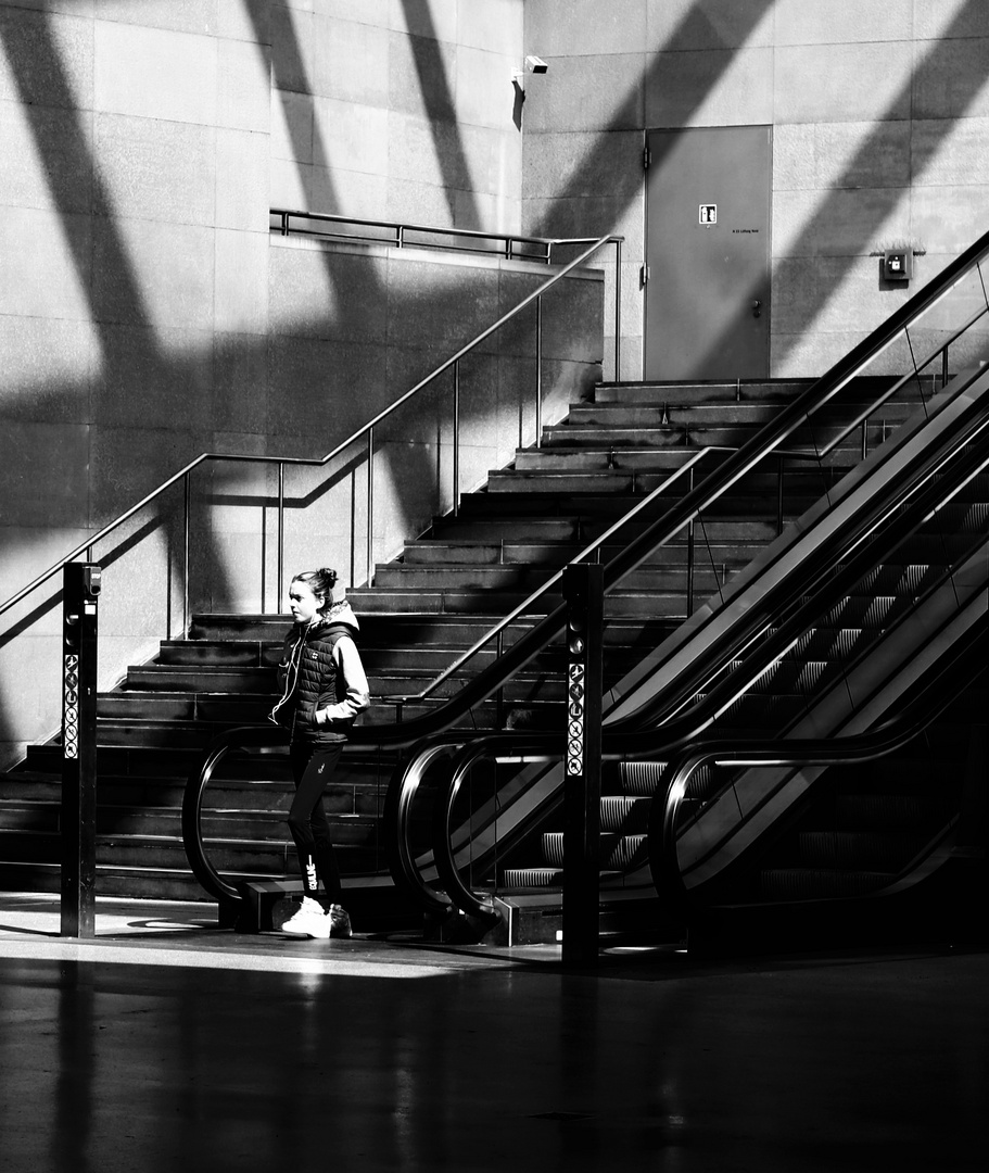 Untergrund Foto &amp; Bild | menschen, streetfotografie mit menschen, bus ...