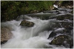 Unterhalb der Thurwasserfälle bei Unterwasser