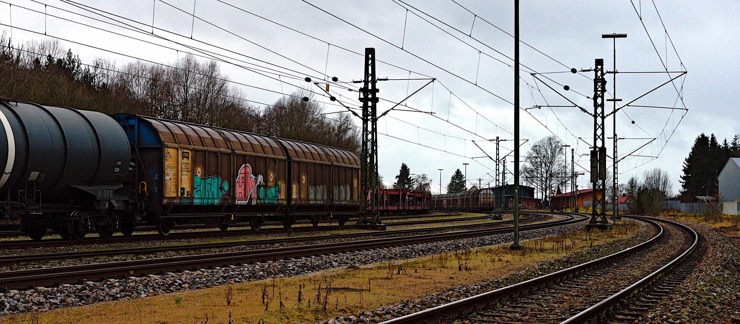 Unterhausen Bahnhof Wagen Gleise Linien 19KK2089