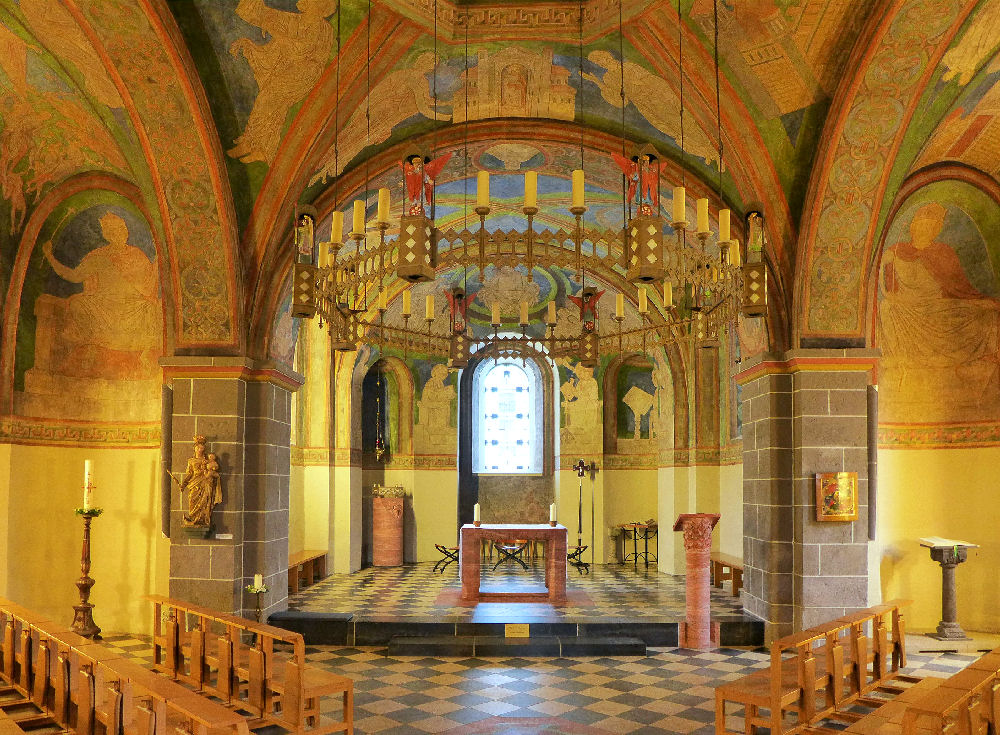 Unterkirche St. Clemens in Schwarzrheindorf 1