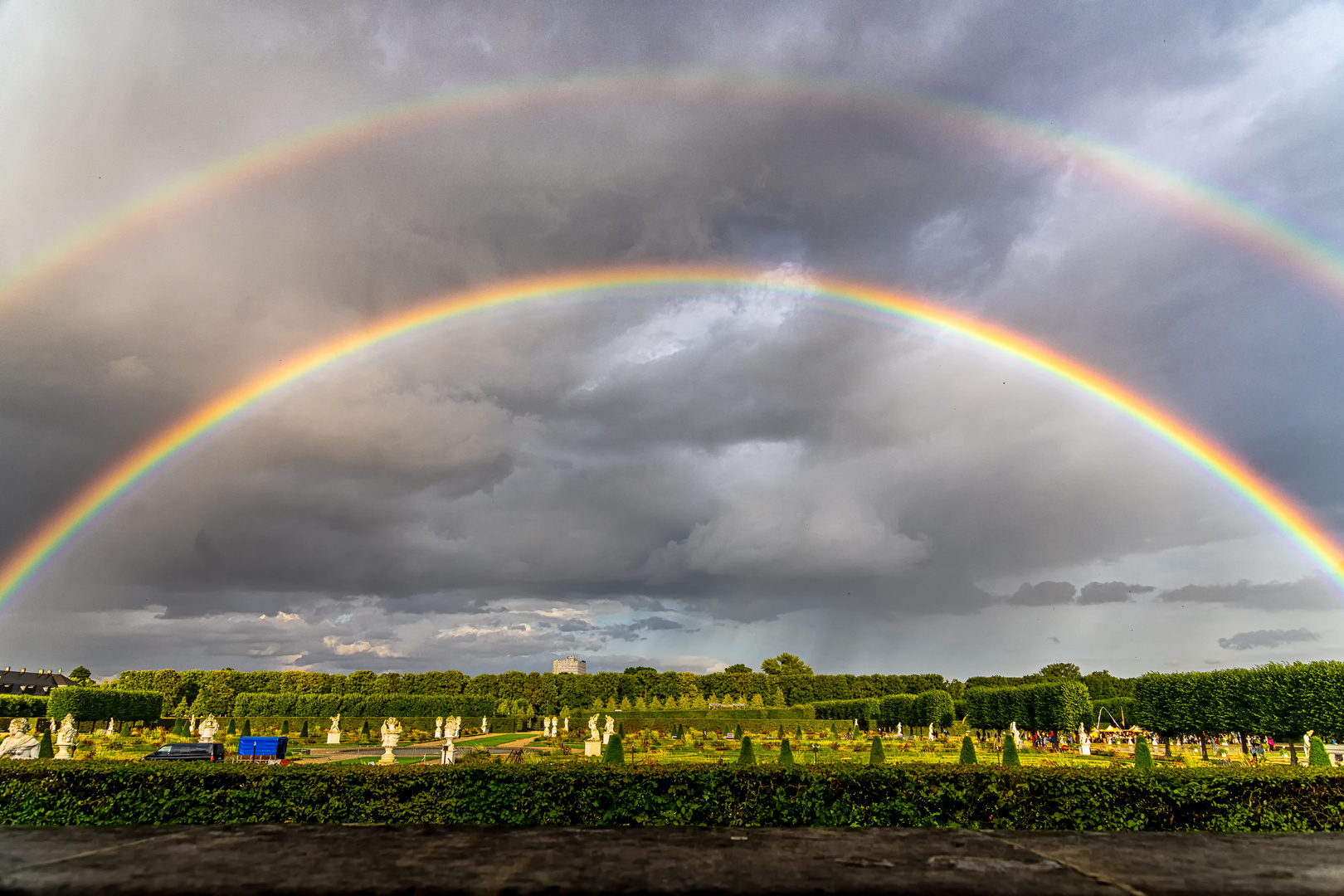 Unterm Regenbogen