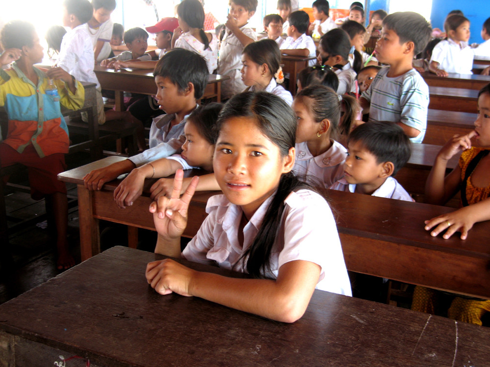 Unterricht auf dem Tonle-Sap-See