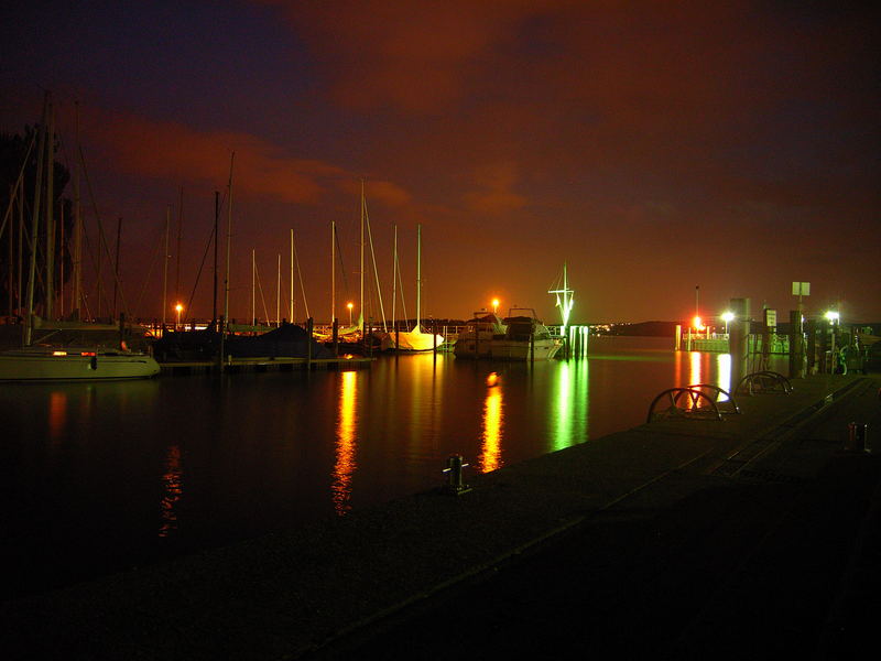 Unteruhldinger Hafen bei Nacht!
