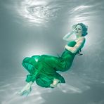 Unterwasser Fotoshooting statt Textil Reinigung