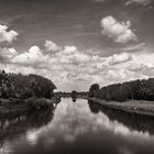 Unterwasser Staustufe Landesbergen