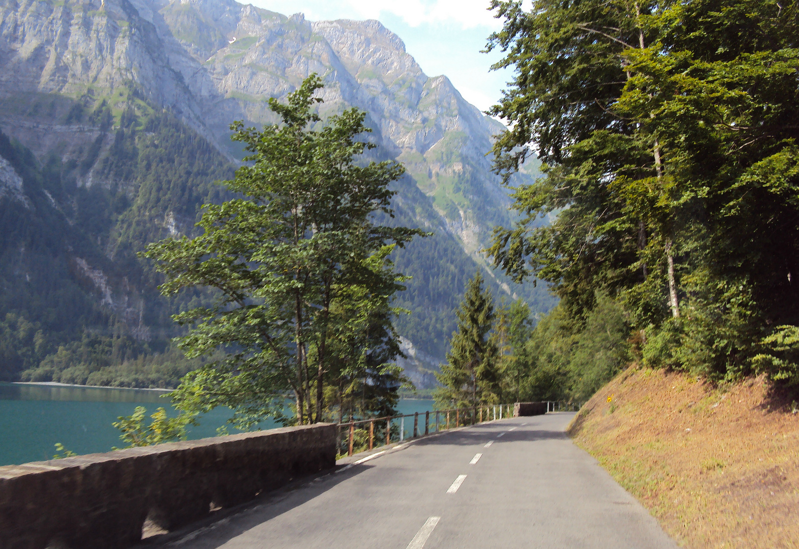 Unterwegs am Klönsee im Glarnerland