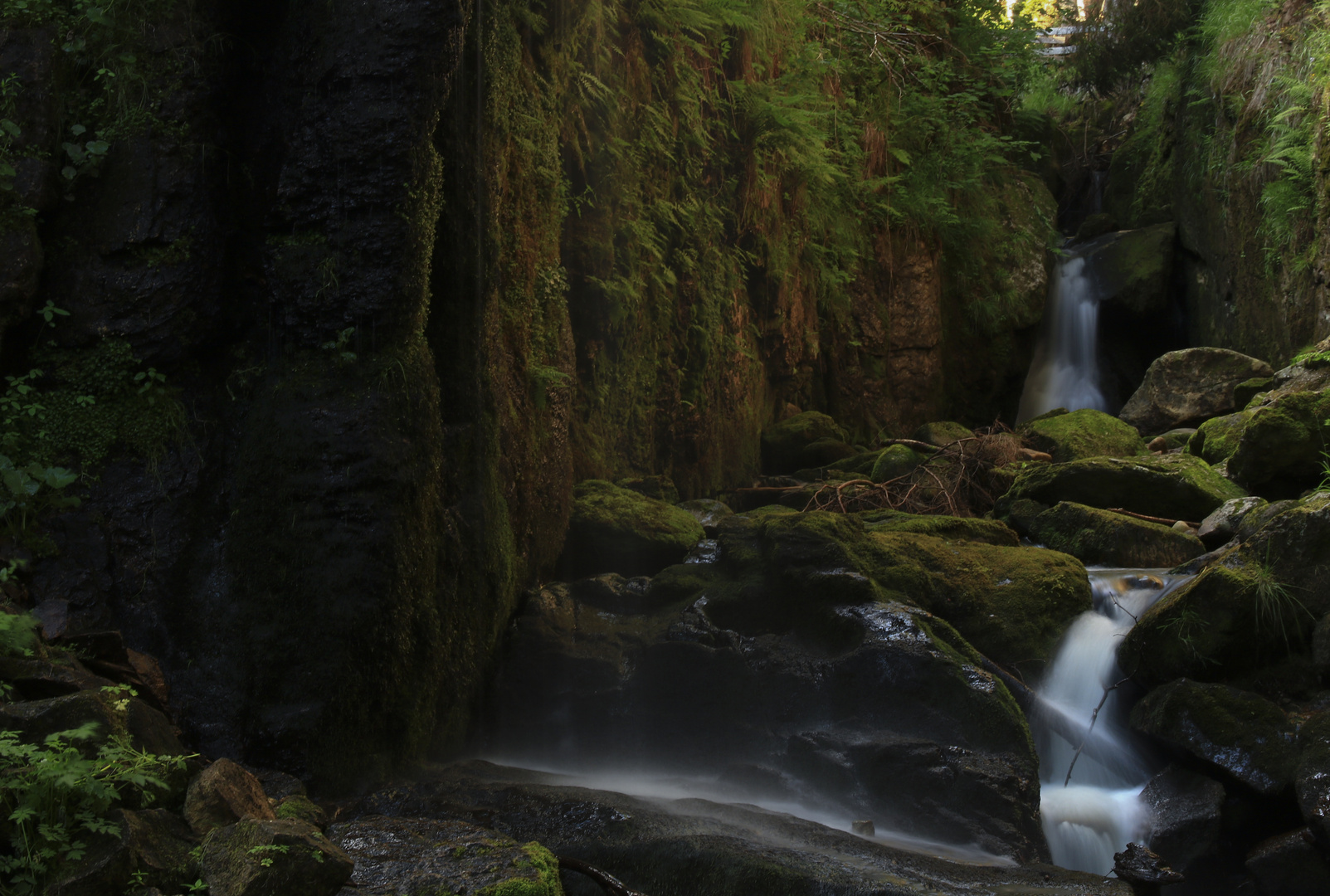 Unterwegs am Menzenschwander Wasserfall