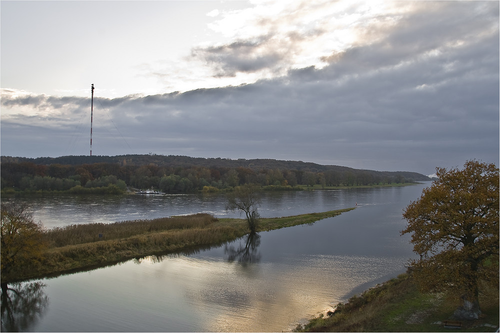 Unterwegs an der Elbe II