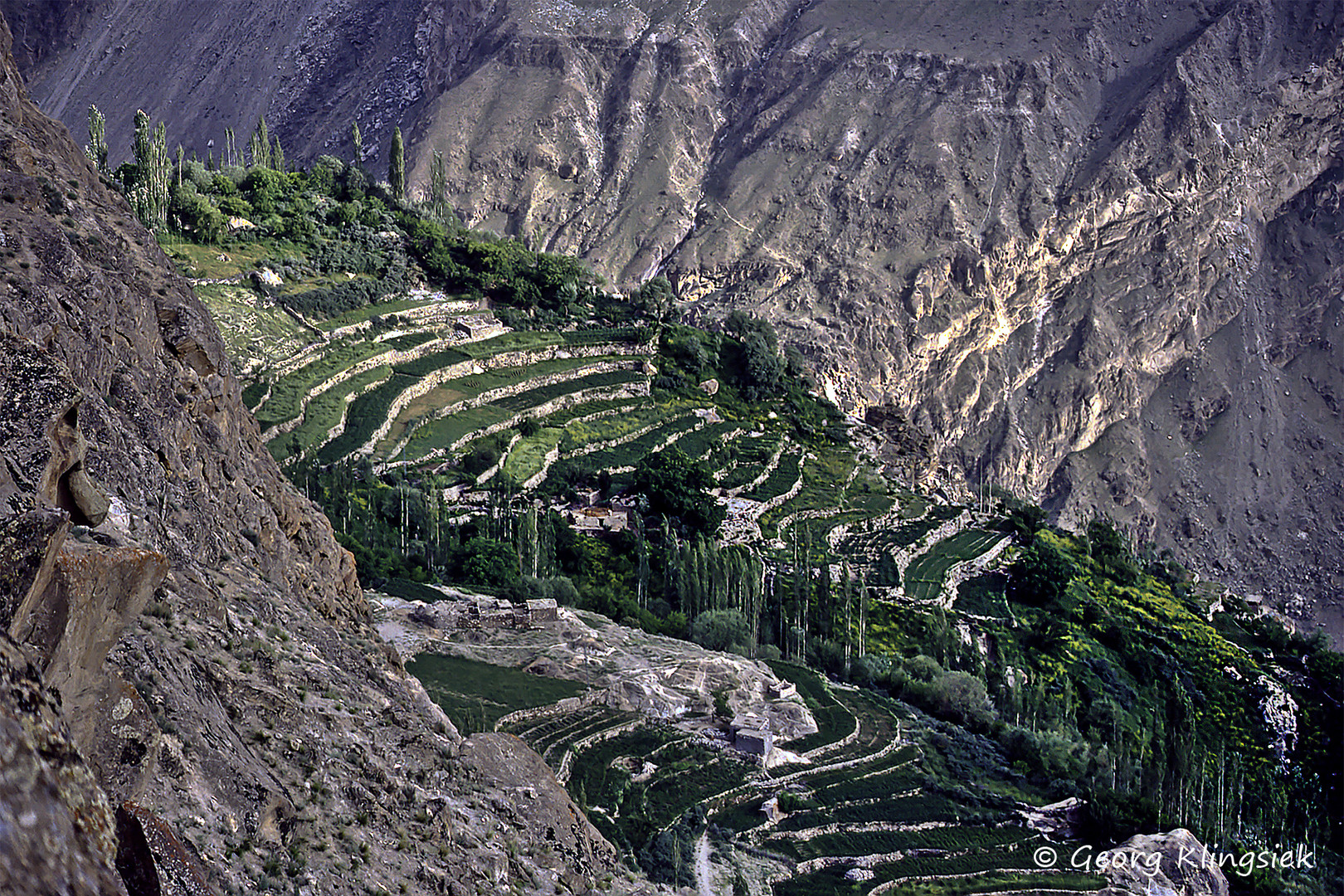 Unterwegs auf dem Karakorum Highway 8 