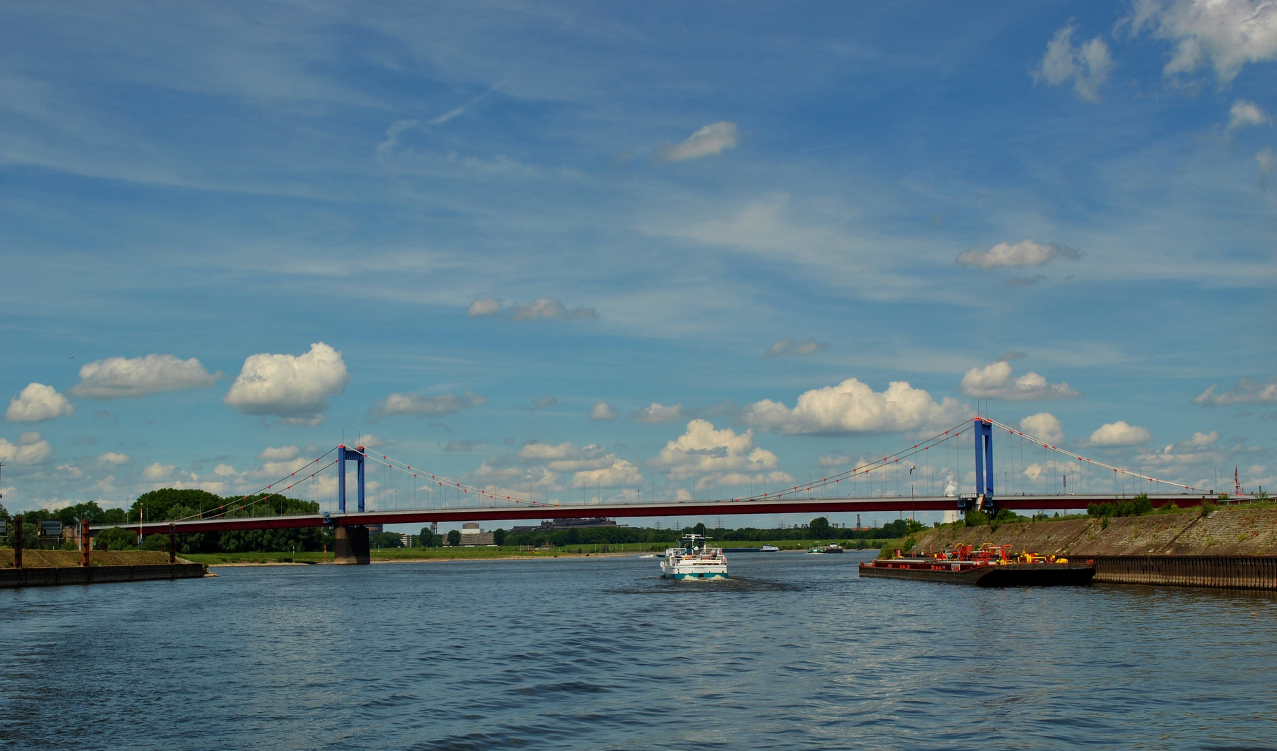 Unterwegs auf dem Rhein