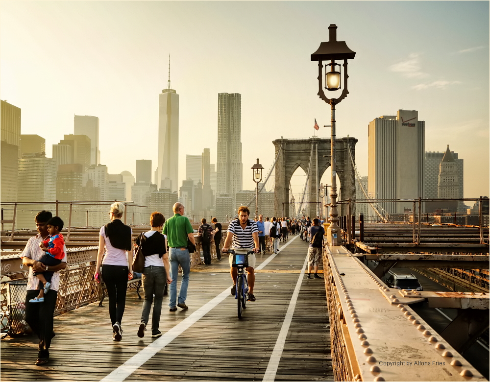 Unterwegs auf der Brooklyn Bridge