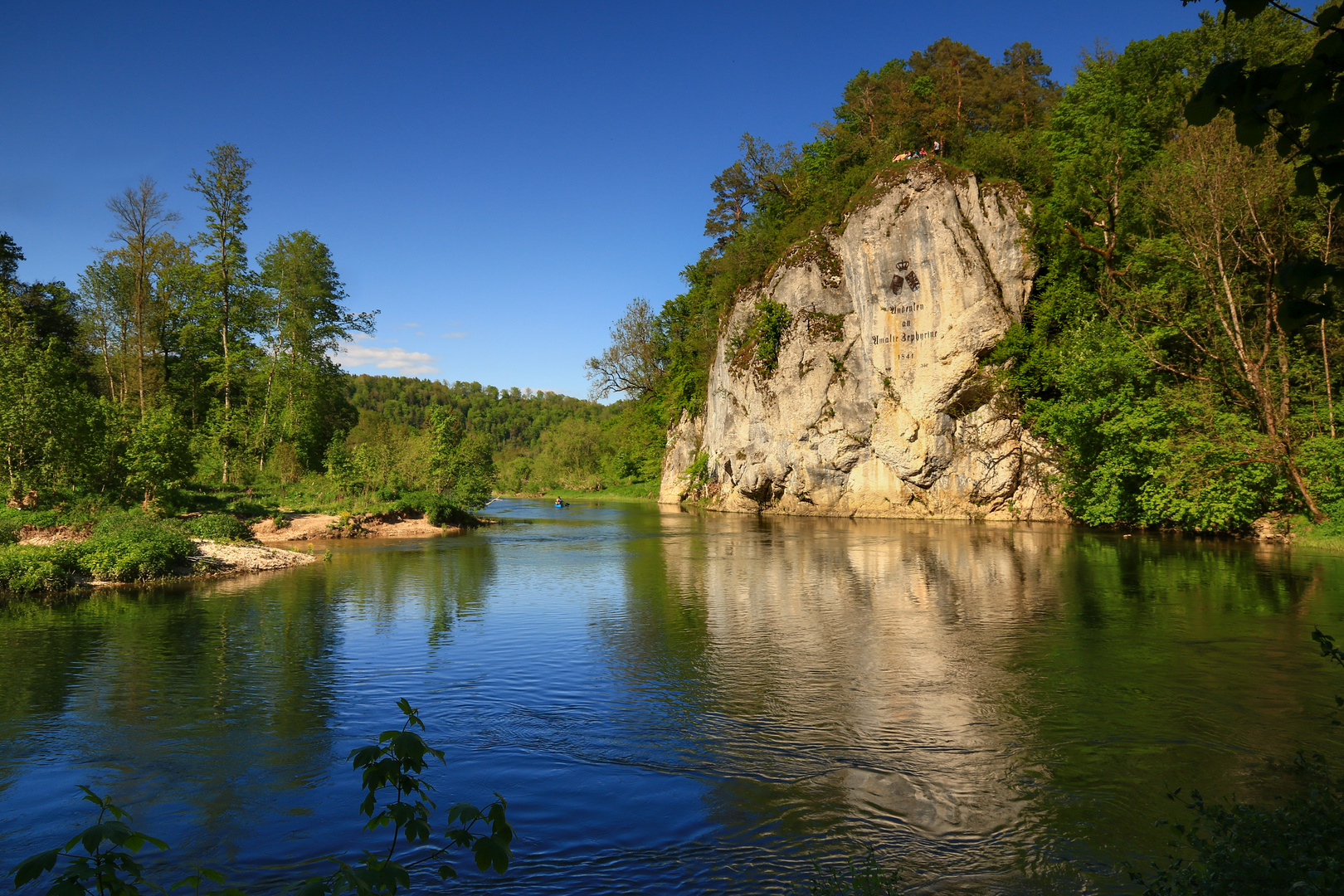 Unterwegs im Donautal mit Blick auf den Amalienfelsen