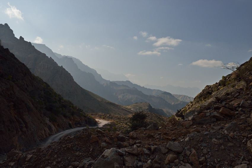 UNTERWEGS IM JABAL AL AKHDAR GEBIRGE.....