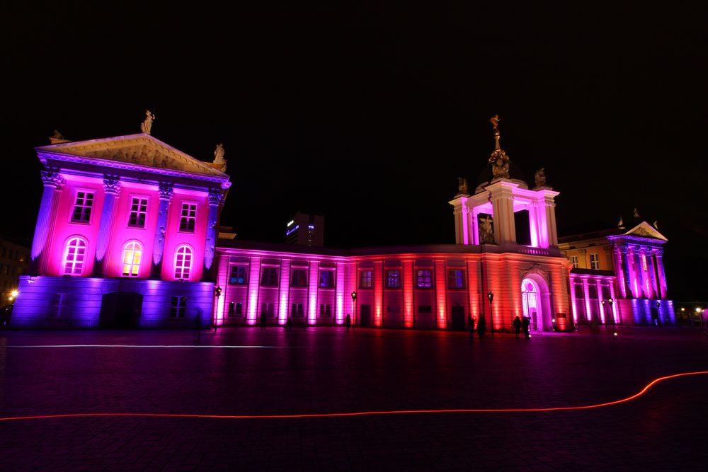 Unterwegs im Licht - Stadtschloss [2]