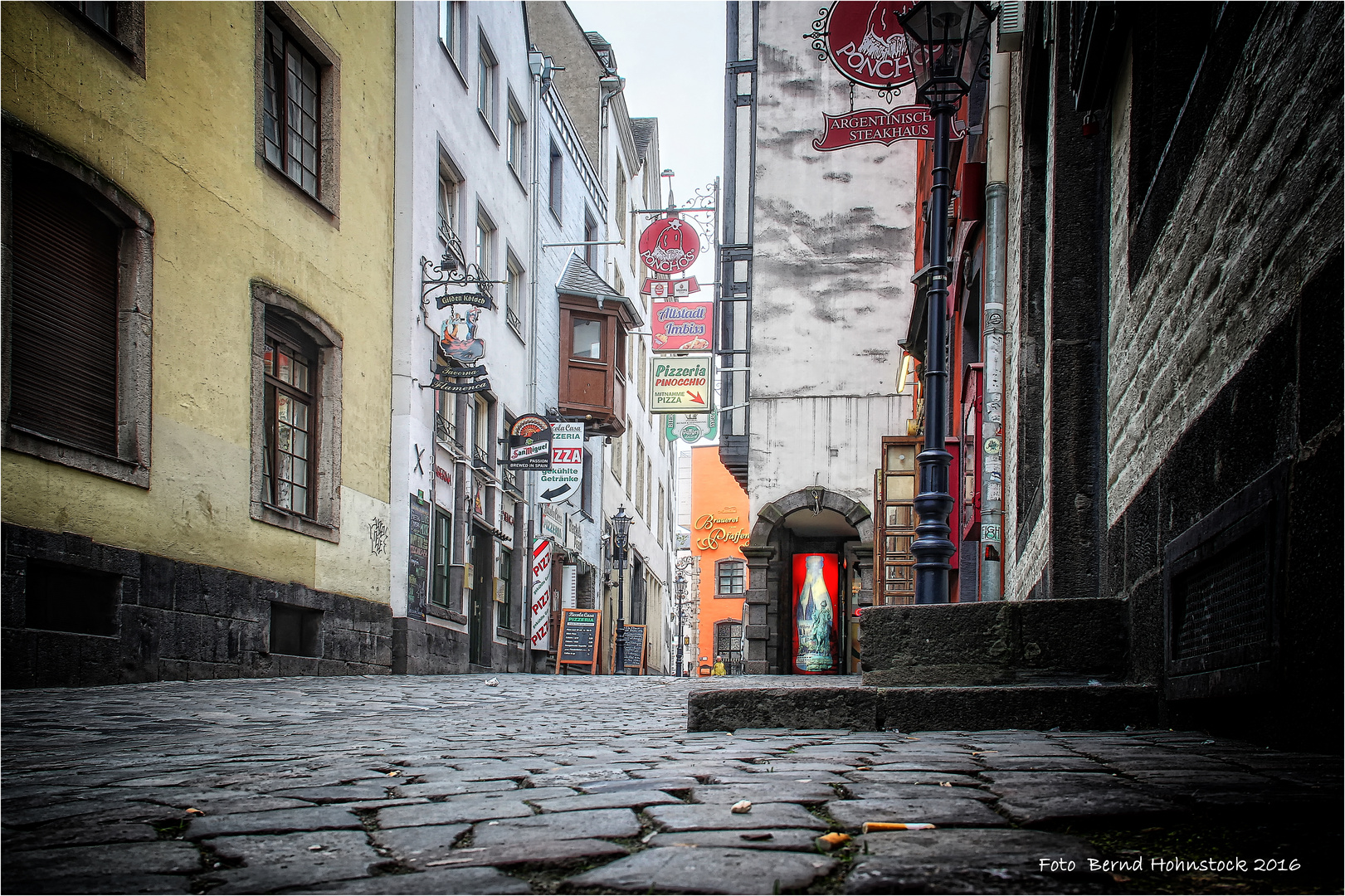 Unterwegs im Martinsviertel zu Köln .....