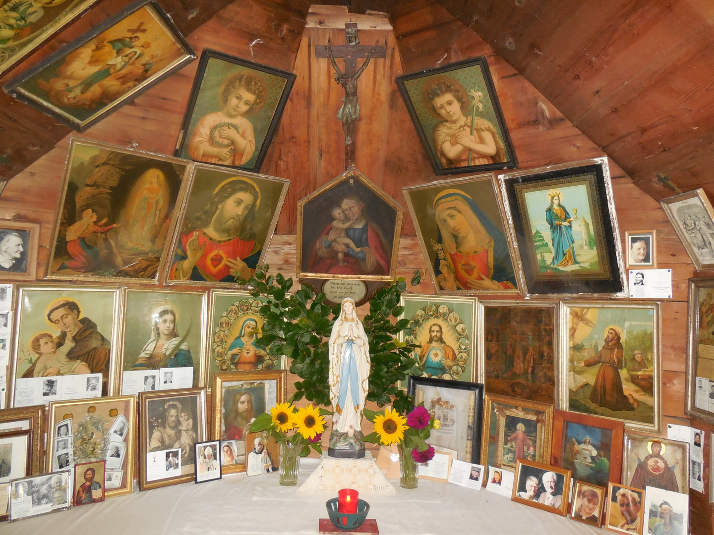 Unterwegs in Auffach in der Wildschönau Steinerkapelle