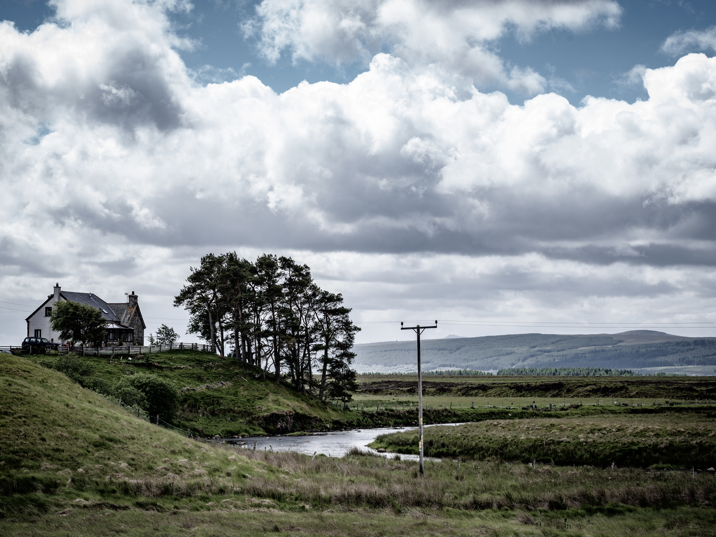 Unterwegs in den Highlands - Farmhaus bei Lairg