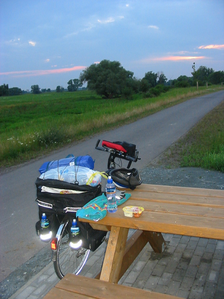 unterwegs in der Abenddämmerung