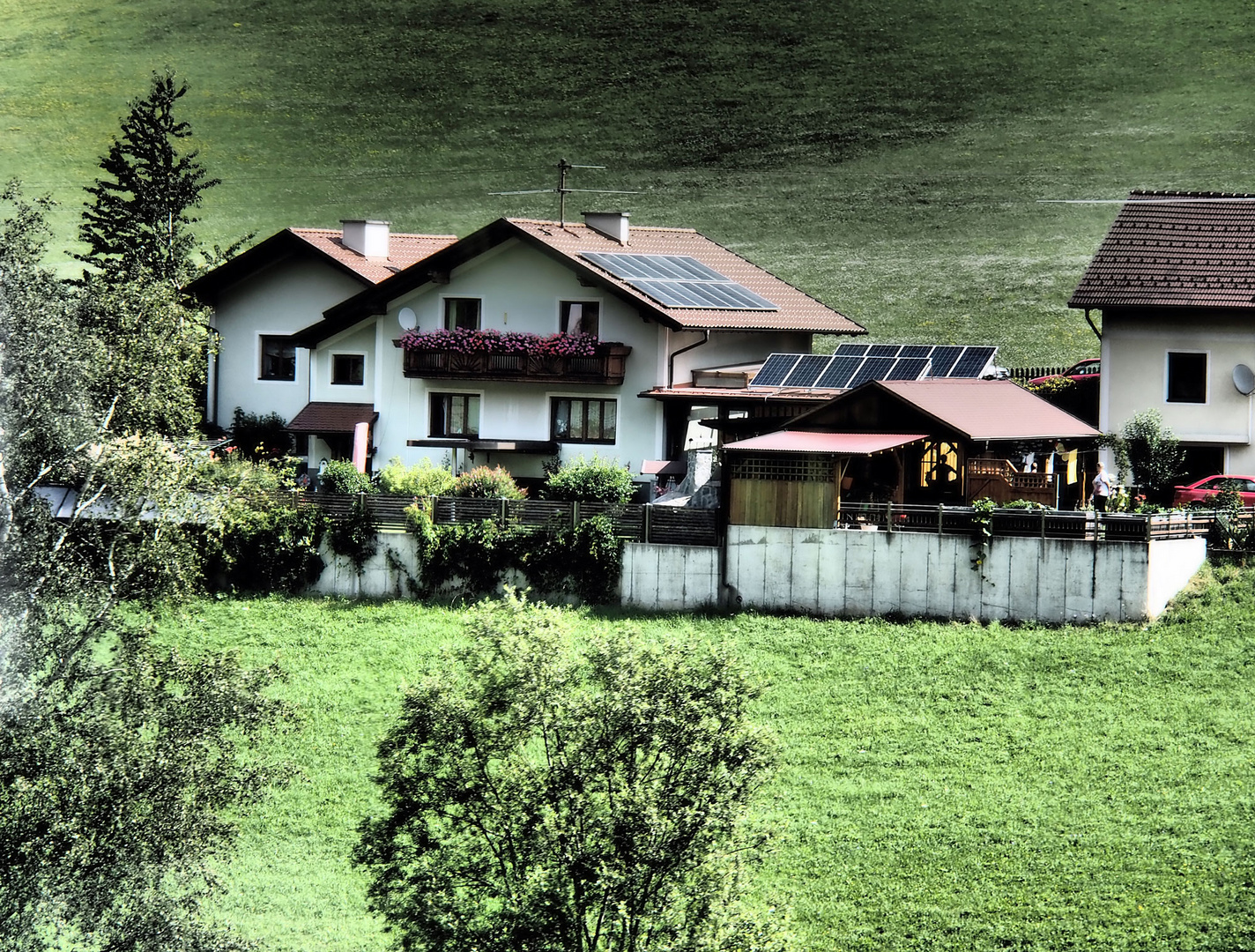 Unterwegs in kärnten und vom fahrenden bus aus fotografiert OM 10 - mit art-filter)