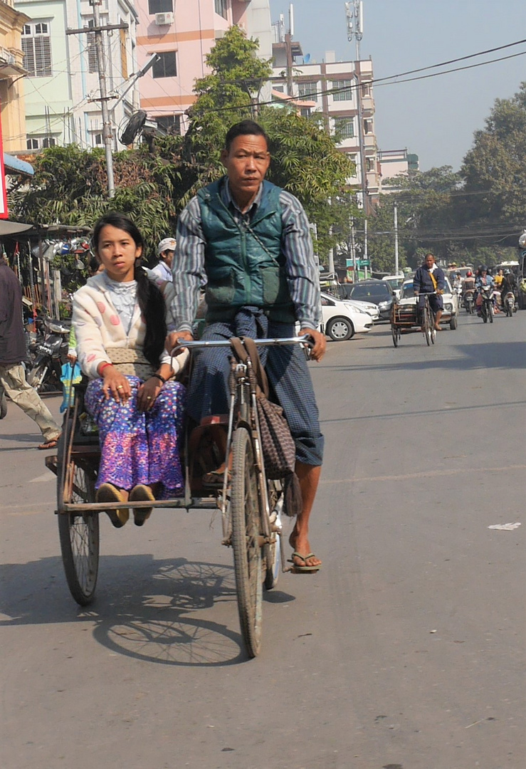 Unterwegs in Yangon