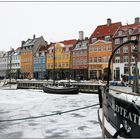 Unterwegs (I/X) - Kopenhagen / Nyhavn, unter einer dicken Eisschicht bedeckt