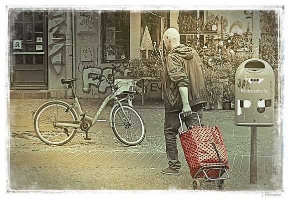 - unterwegs mit dem "Marienkäfer-Wagen" -