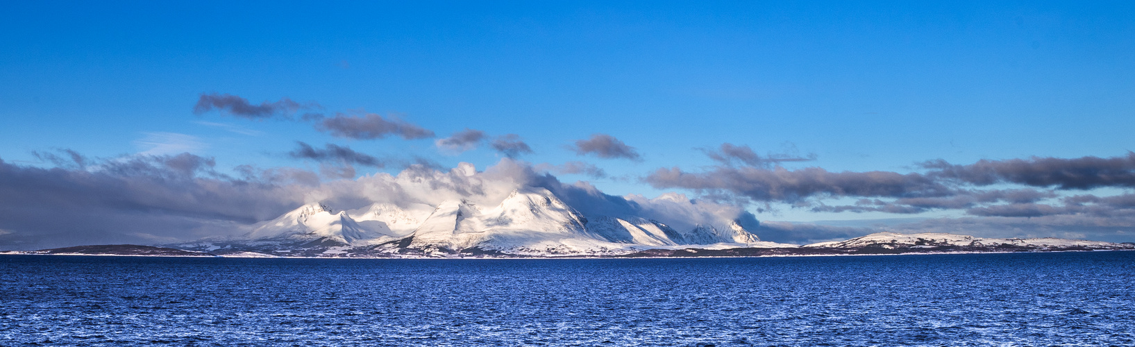 Unterwegs mit der Hurtigruten