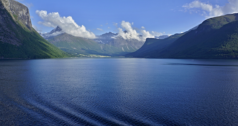 Unterwegs von Molde nach Andalsness