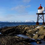 Unterwegs zum Nordkapp im Winter – Der fotogene Leuchtturm bei Hammerfest ……