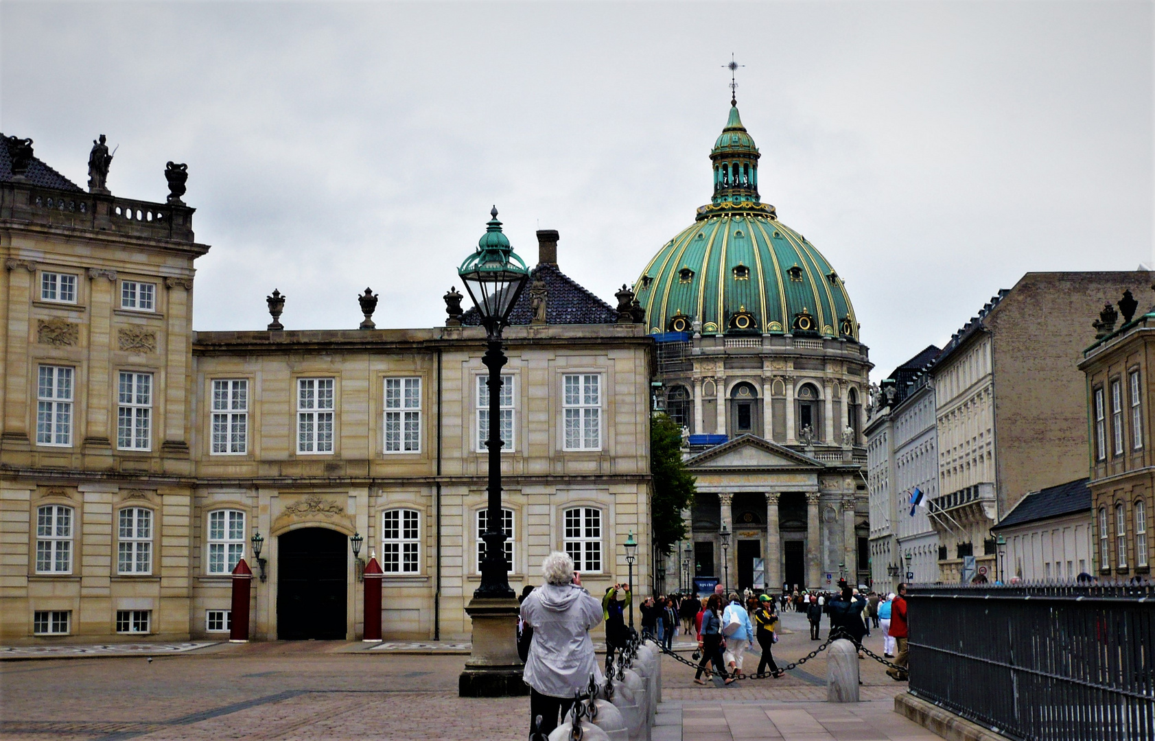 ..  unterwegs zur  FREDERIKSKIRCHE -