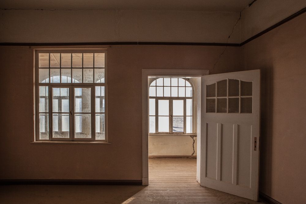 untitled xi, kolmanskop, luederitz, namibia