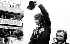 Unvergessen... "Manfred Winkelhock" 1977 im BMW Junior TEAM.