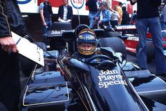 Unvergessener F.1 Star. Der Schwede Ronnie Peterson im JPS Lotus Ford F.1 .1978.