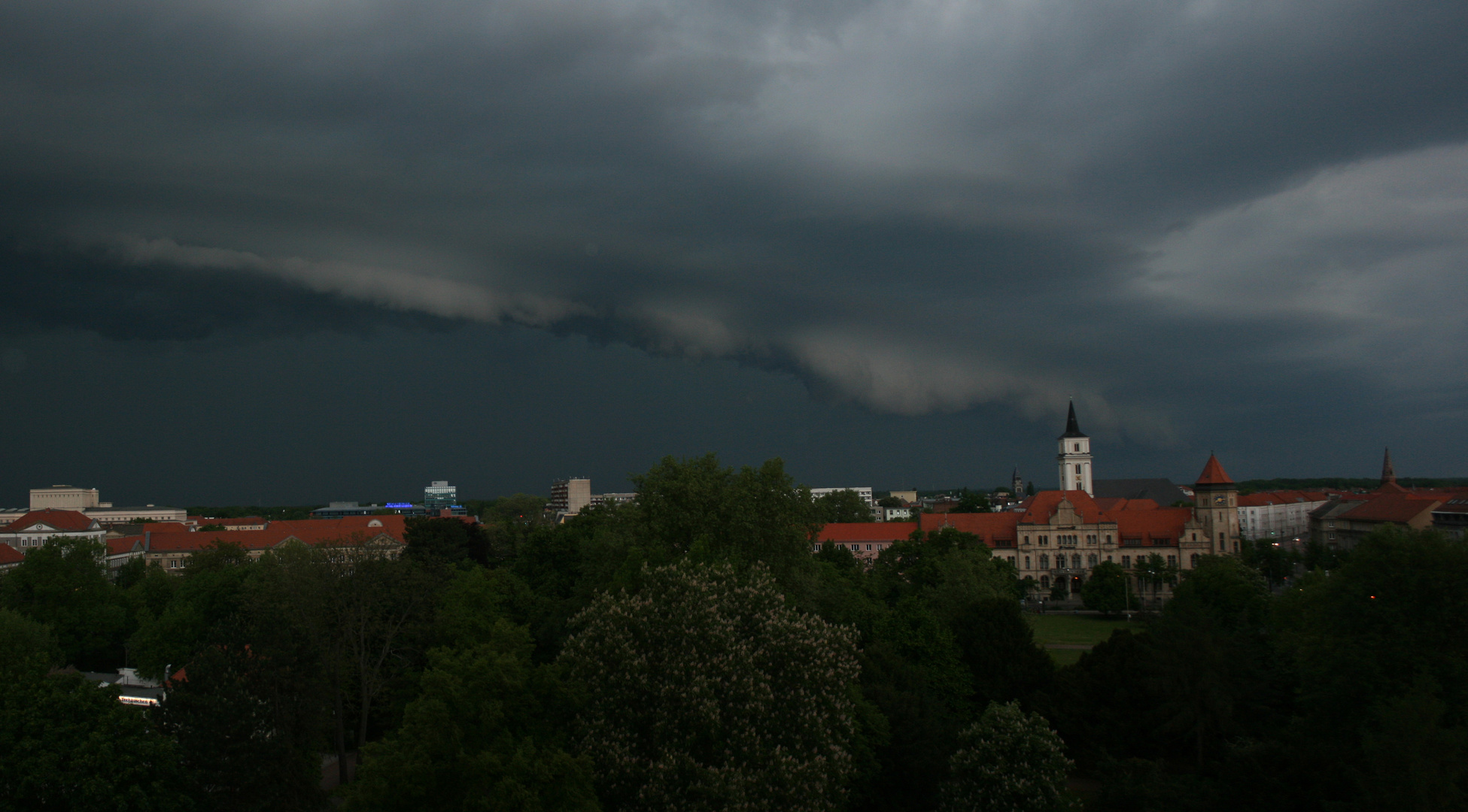 Unwetter im Anmarsch aus Norden