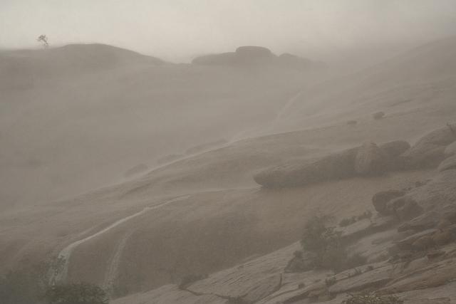 Unwetter im Erongo Gebirge Namibia