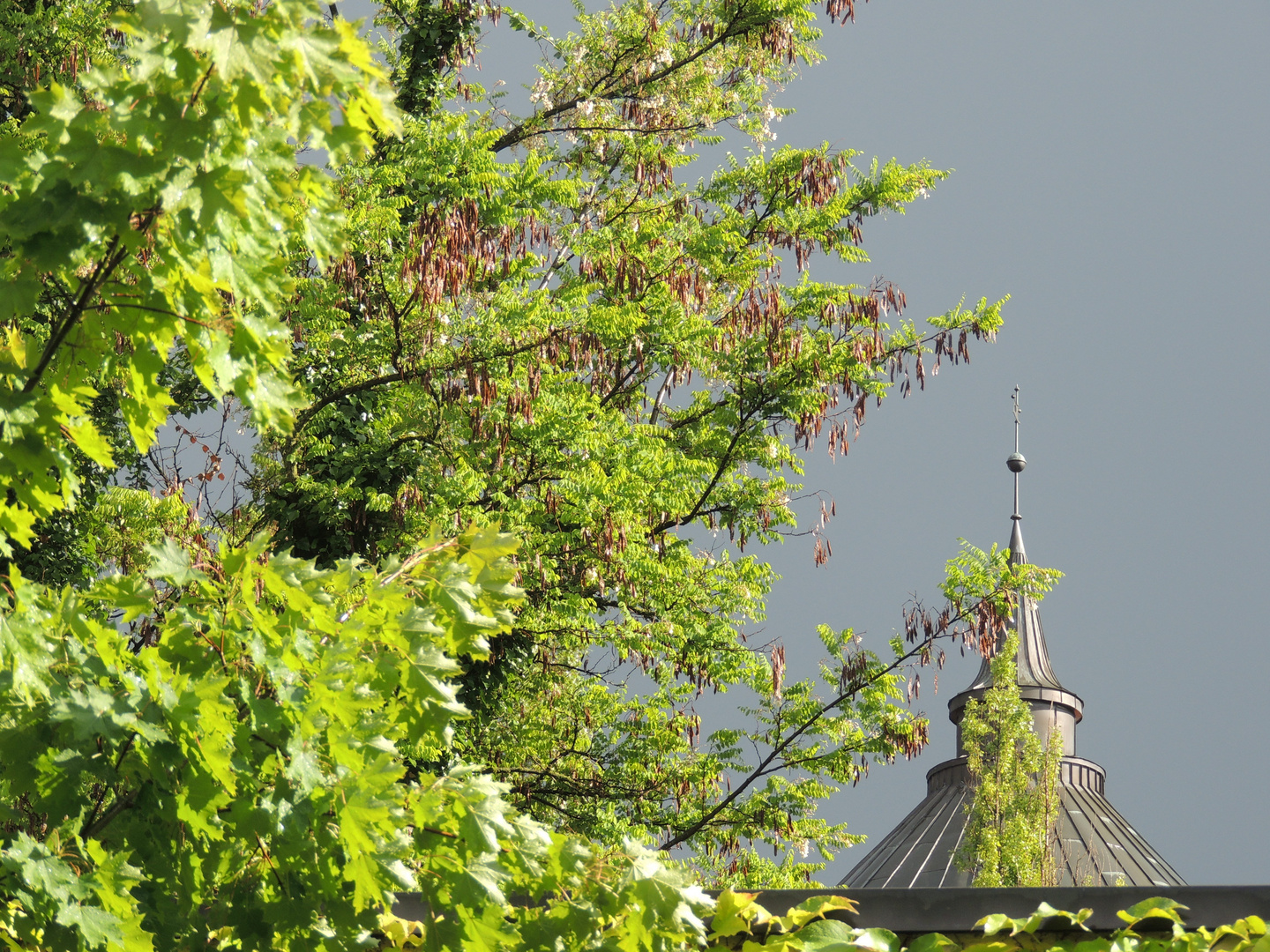 Unwetter im Osten - Sonne im Westen