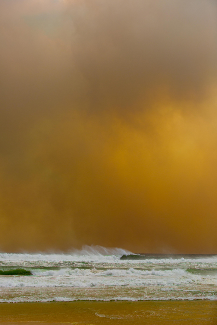 Unwetter über dem Meer