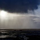 Unwetter über dem Nordseewatt, die Sonne kommt kurz durch (Version 2)