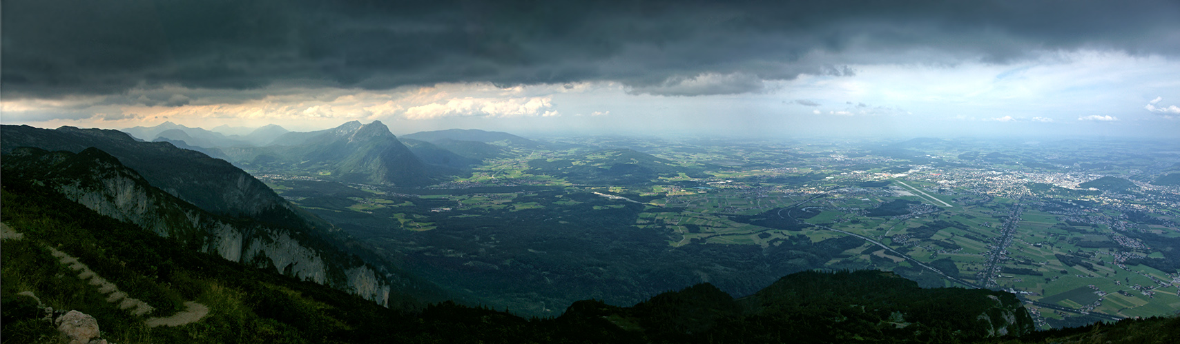 Unwetter über dem Untersberg