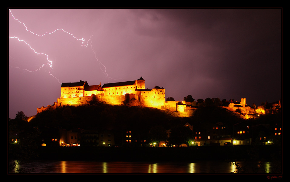 Unwetter über der Burg