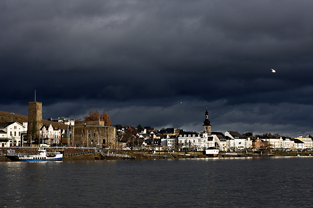 Unwetter zieht auf über Rüdesheim